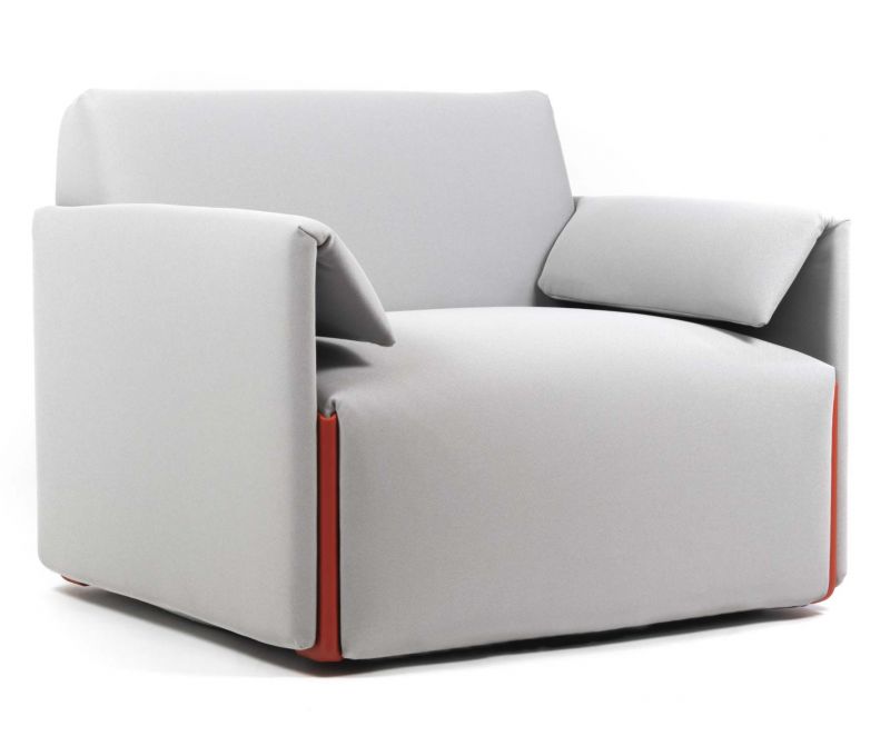 Costume Armchair with Armrest Magis